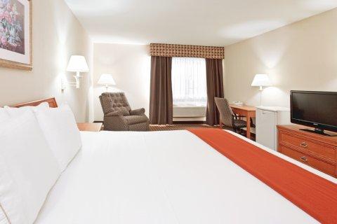 Express & By Ihg Hotel Bucyrus