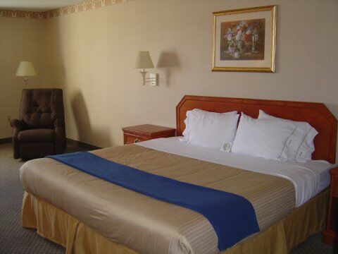 Hotel Express & By Ihg Bucyrus