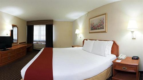 Express & By Ihg